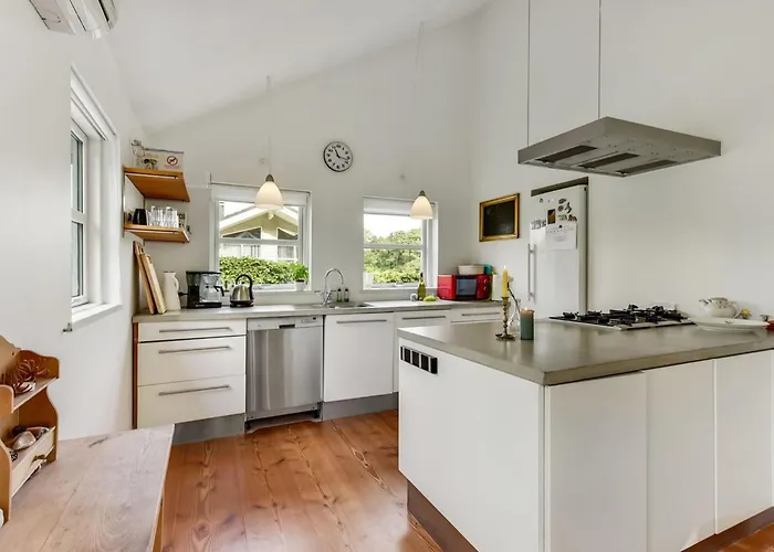 Bjerund - 250m From The Sea By Interhome *